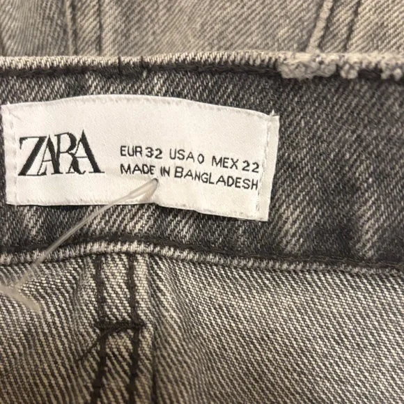Zara Light Charcoal Denim Shorts with pockets - size 0 - Picture 11 of 11
